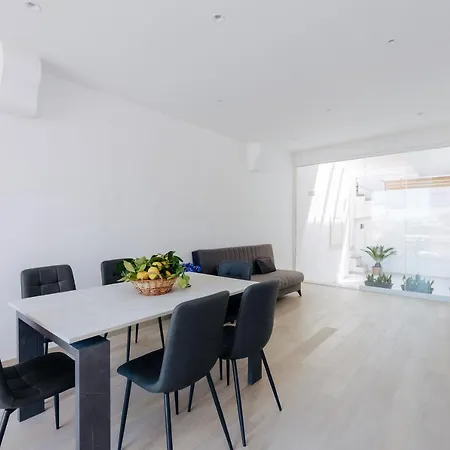Maison Lorelle - De Vivo Realty Hébergement de vacances