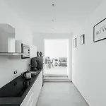 Сasa de vacaciones Maison Lorelle - De Vivo Realty